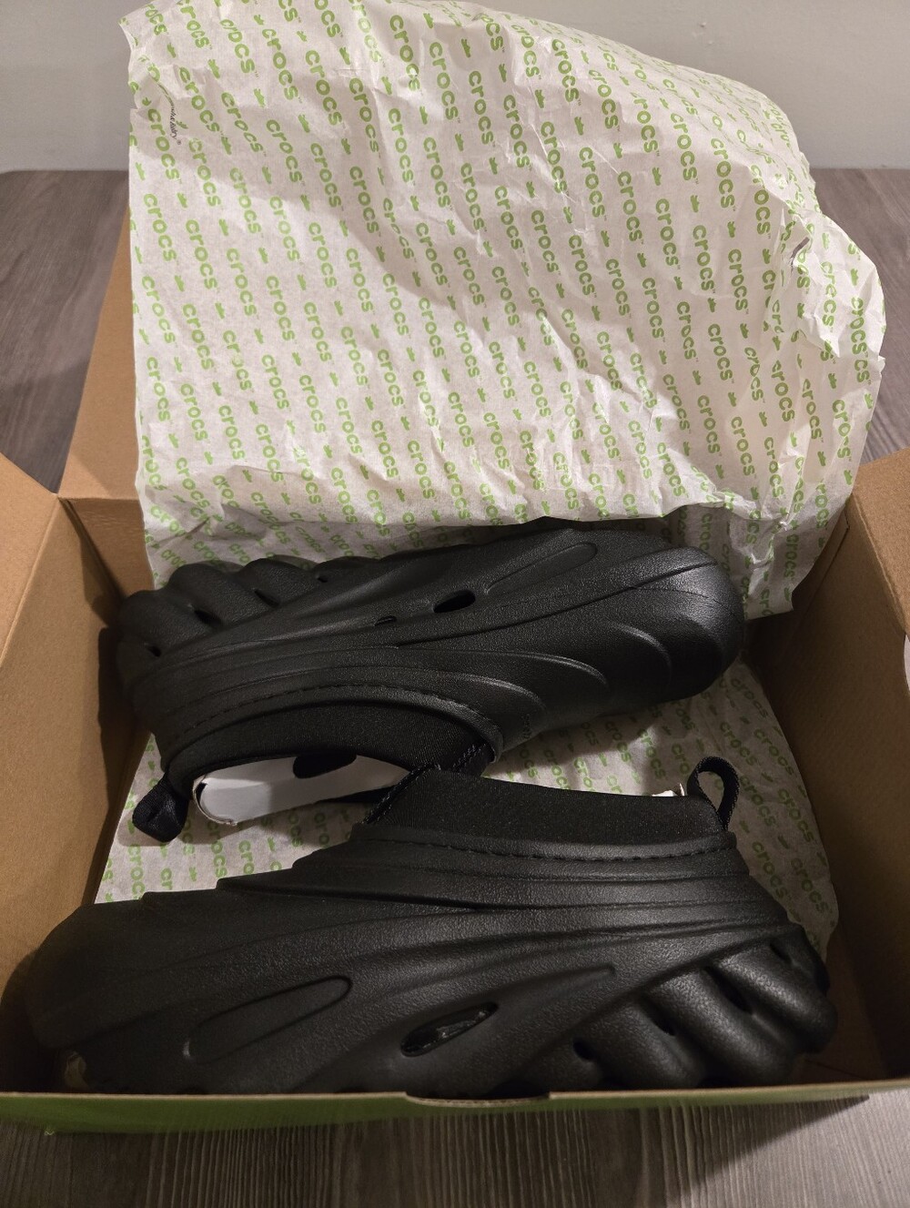 NIB Crocs Echo Storm Black Ice Size US Men's 9 - Women's 11